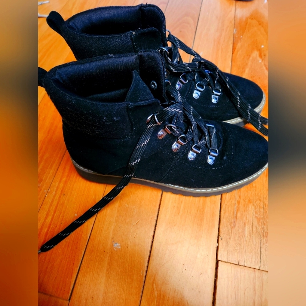 Women shoes